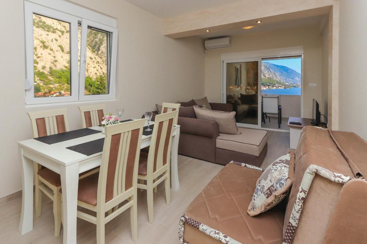 Sea Star Luxury Apartment Kotor Buitenkant foto