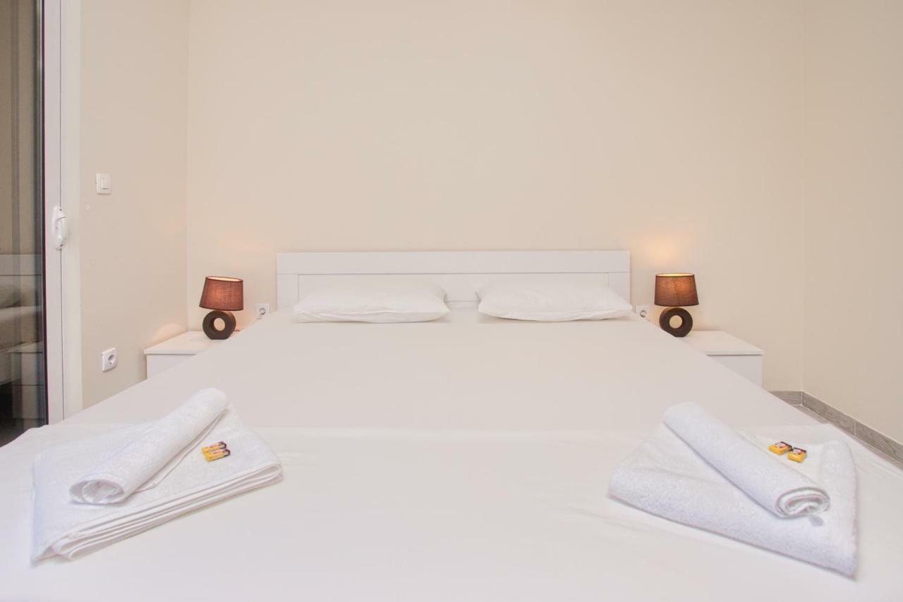 Sea Star Luxury Apartment Kotor Buitenkant foto
